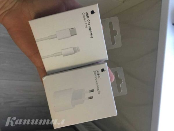 Комплект для зарядки  iPhone</a>