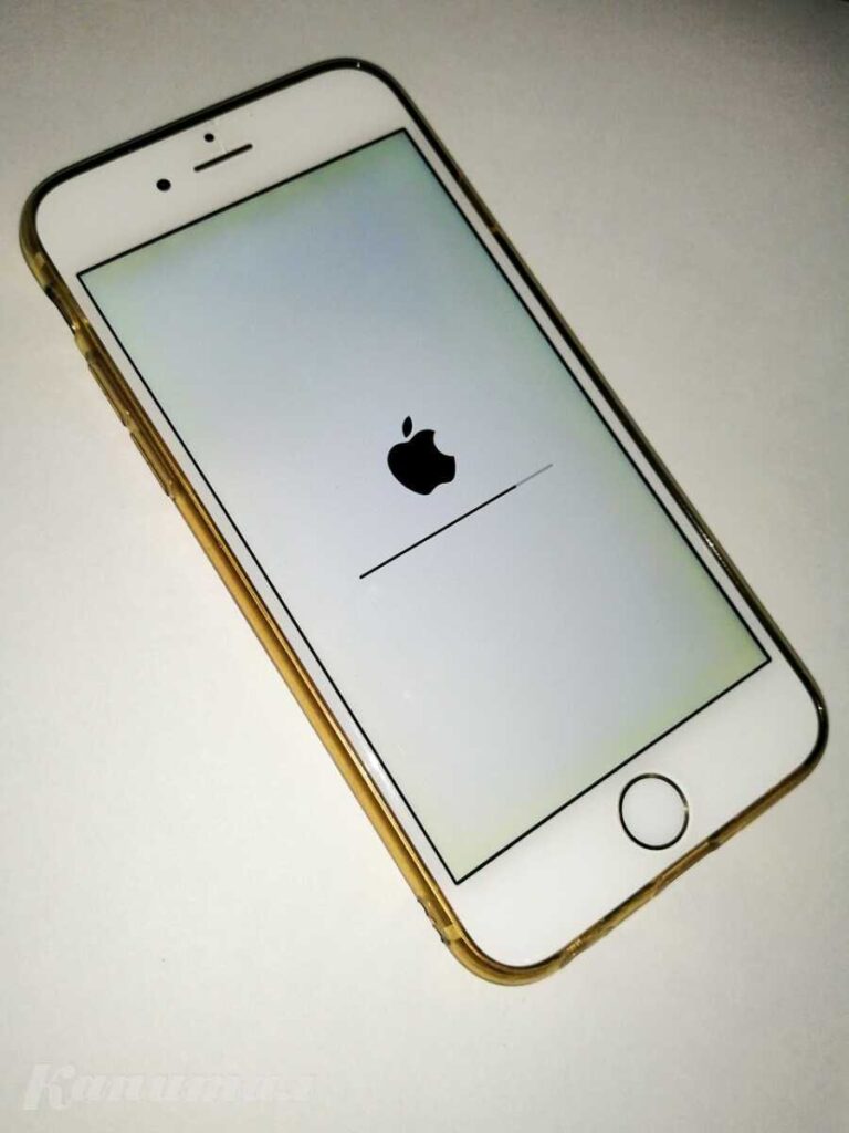 Смартфон Apple iPhone 6 128GB Gold