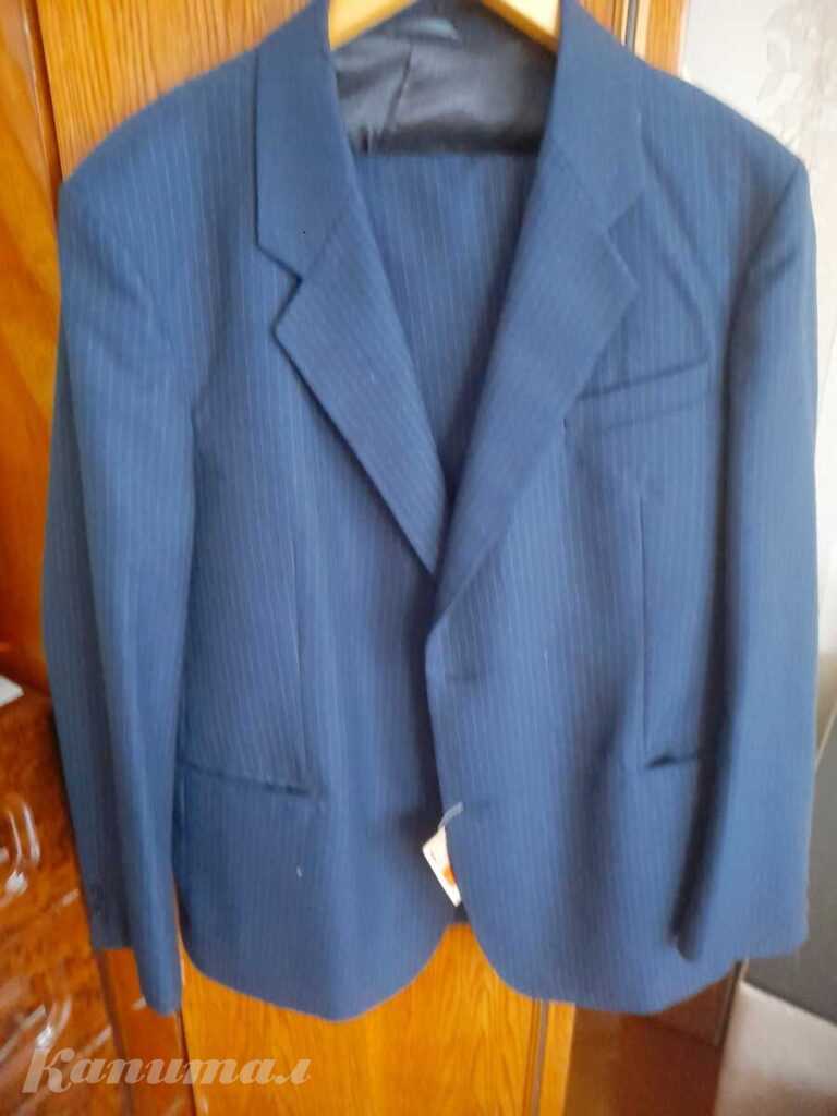 Костюм новый р-р 54