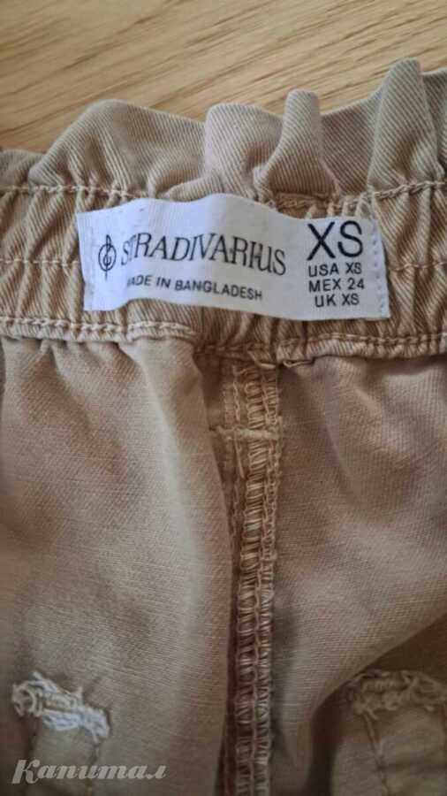 Джинсы Stradivarius