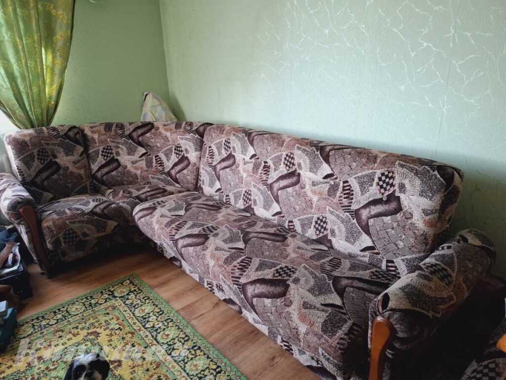 Диван угловой, в хорошем состоянии
