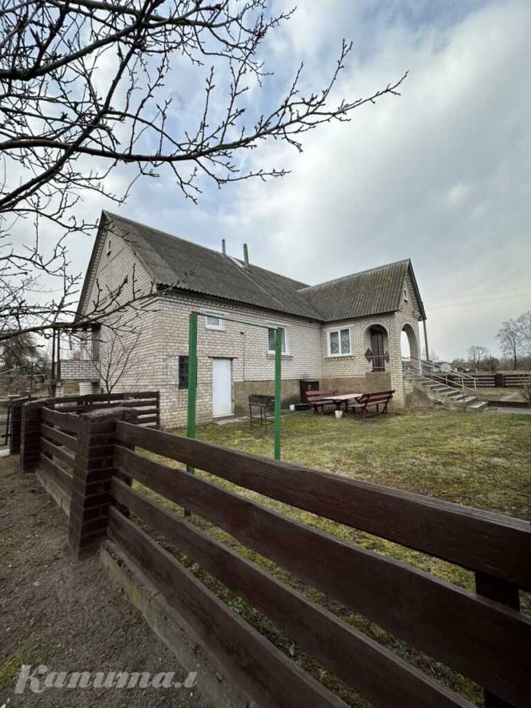 Дом в д. Болотчицы, Беличский с/с, Слуцкий р-н