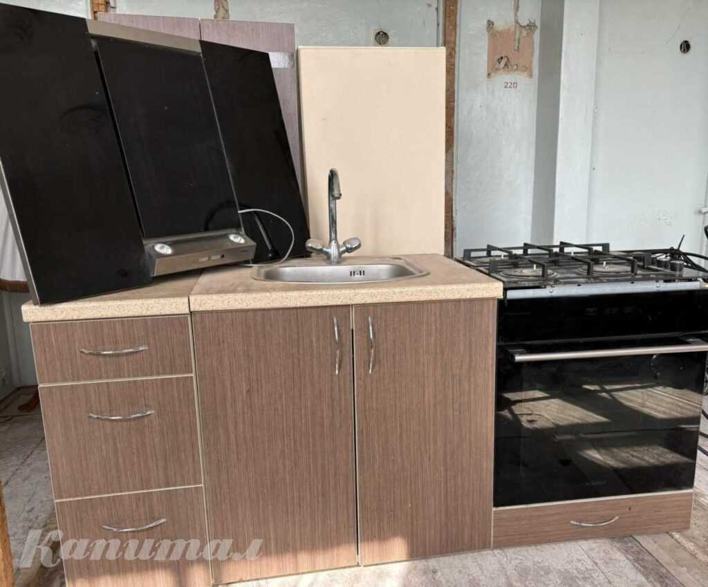 Продам вытяжку AKPO