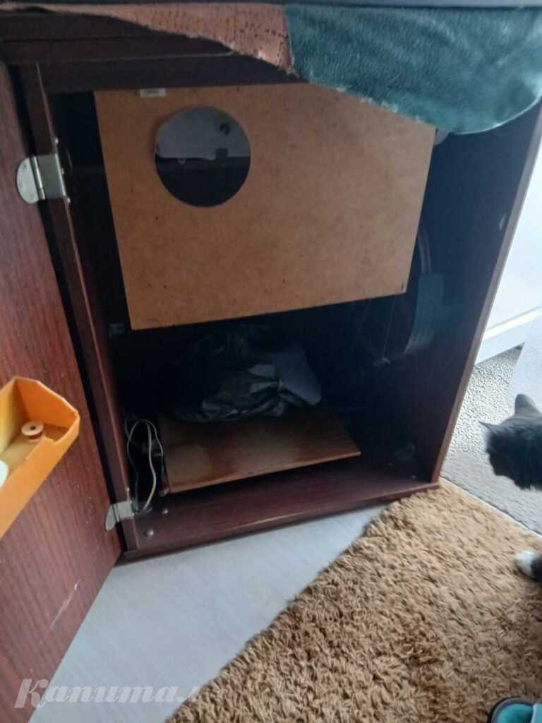 Продам швейную машинку