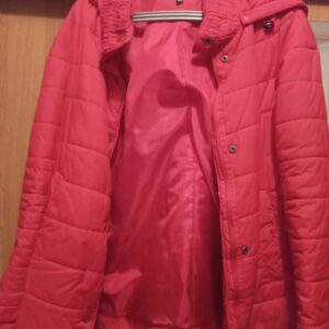 Продам куртки осень - весна</a>