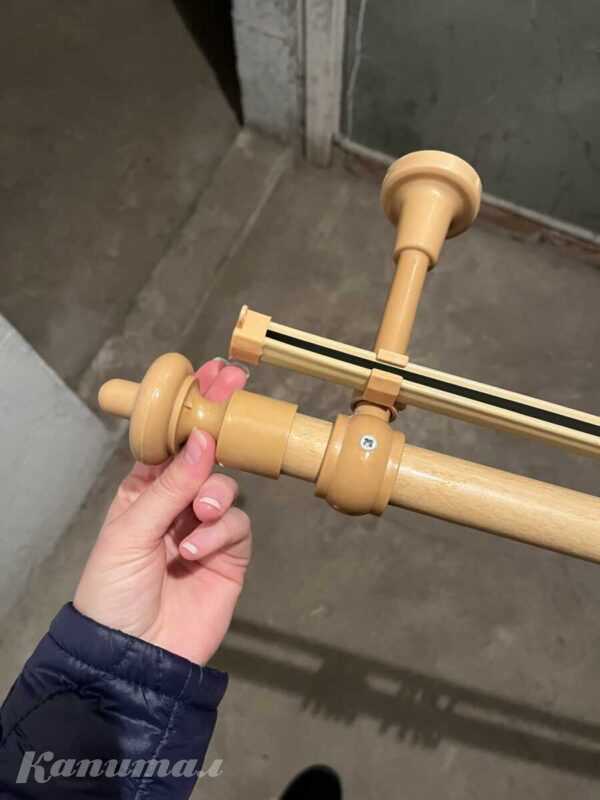 Карниз светлый 250 см