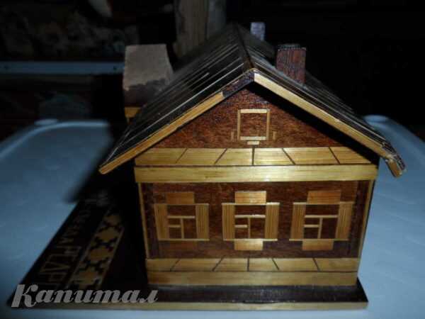 Сувенирный домик