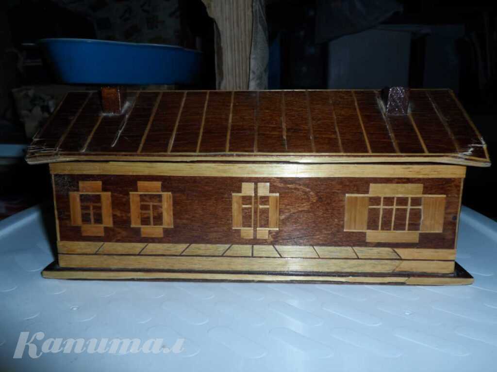 Сувенирный домик