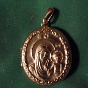 Кулон-медальон