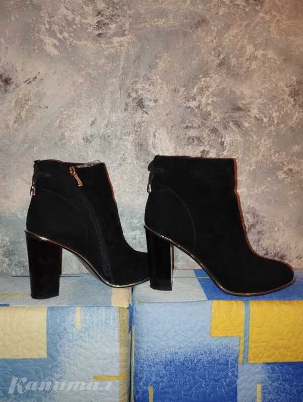 Ботинки женские.