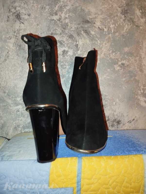 Ботинки женские.