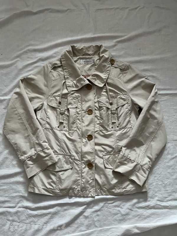 Куртка ветровка новая