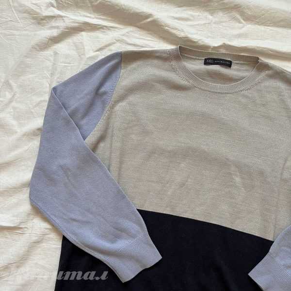 Джемпер женский свободного кроя